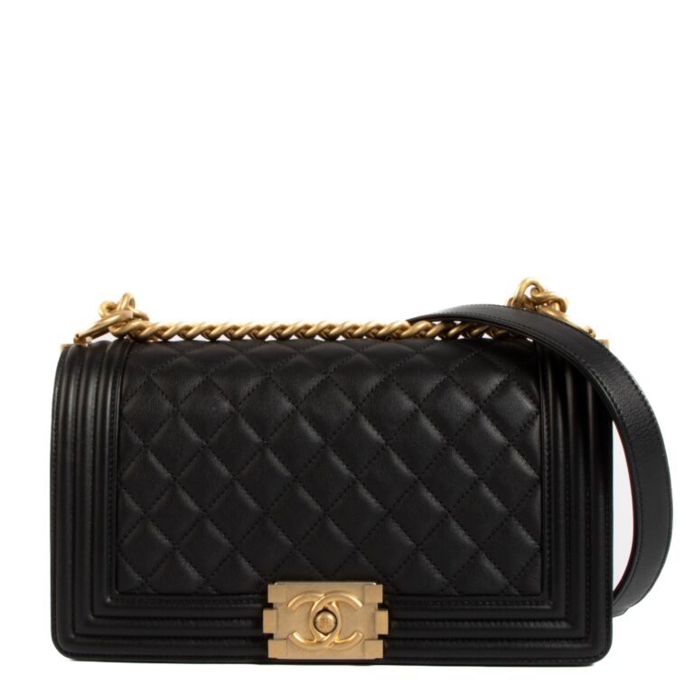 Black on black chanel boy bag deals