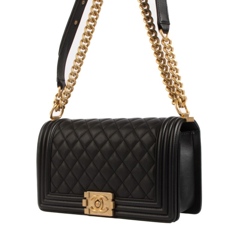 Chanel Mini Black Quilted Gold Chain Crossbody Flap Over Vintage Bag -  Pioneer Recycling Services