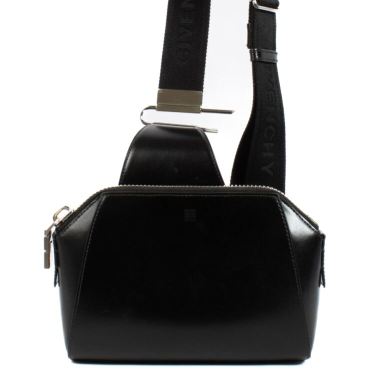 【関税込み】Givenchy ブラック Antigona U クロスボディバッグ ジバンシィ GIVENCHY ジバンシィ GIVENCHY ANTIGONA U