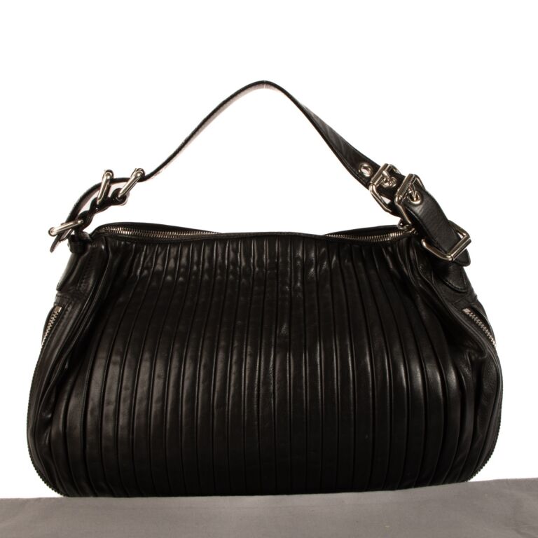 Miu Miu Black Matelasse Hobo Shoulder Bag ○ Labellov ○ Buy