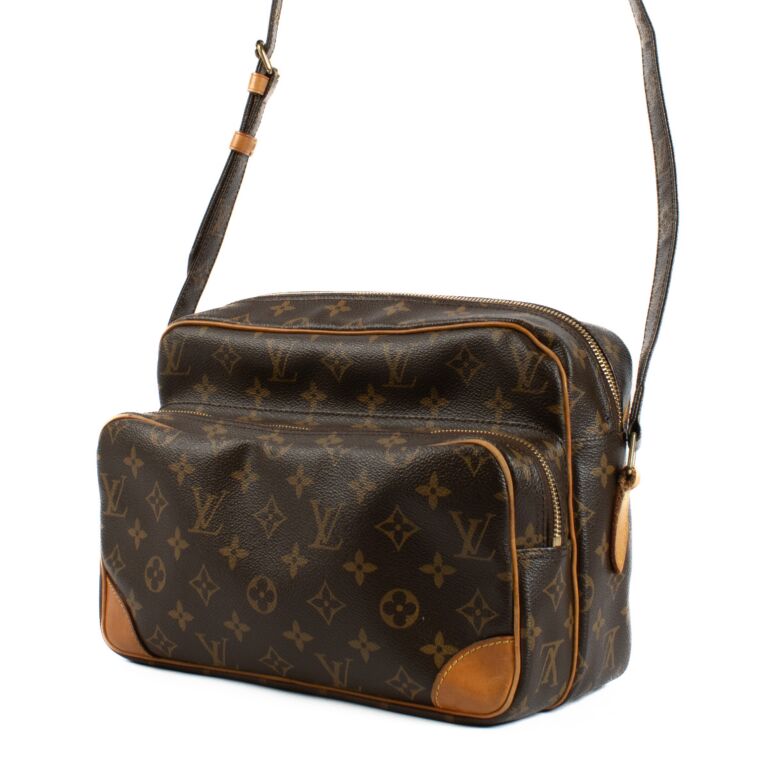 Louis Vuitton バック　ショルダーバッグ Louis Vuitton Monogram Nile Crossbody Bag ○ Labellov ○ Buy and