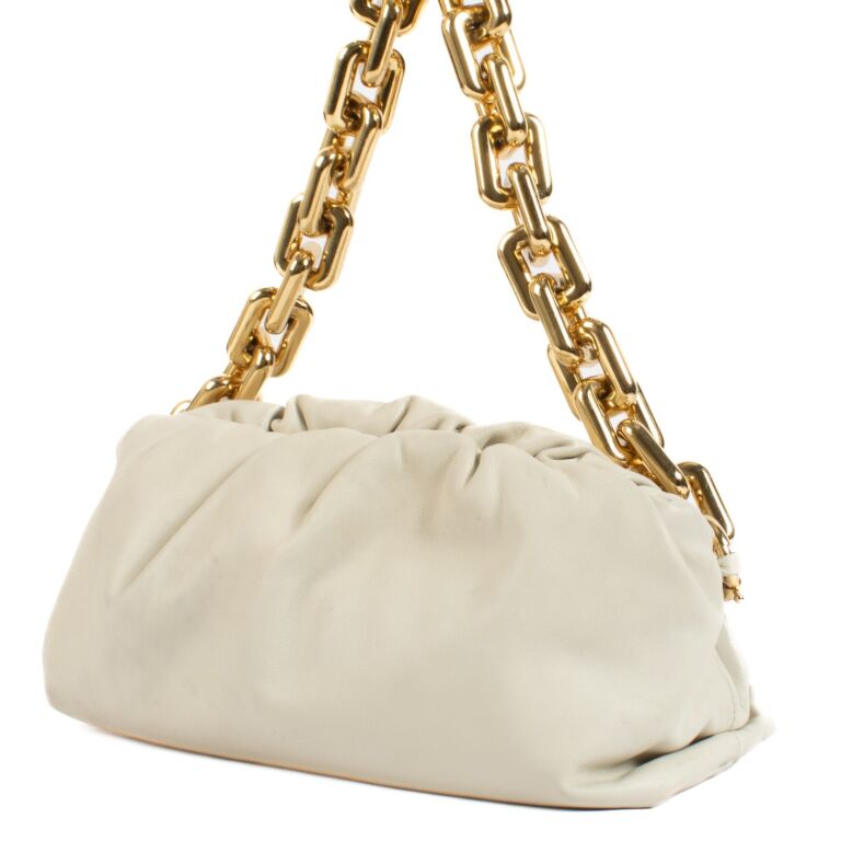 Bottega Veneta Plaster Leather Chain Pouch Labellov Buy and Sell Authentic Luxury