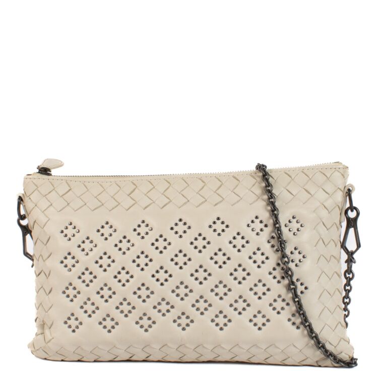 Bottega veneta woven clutch top
