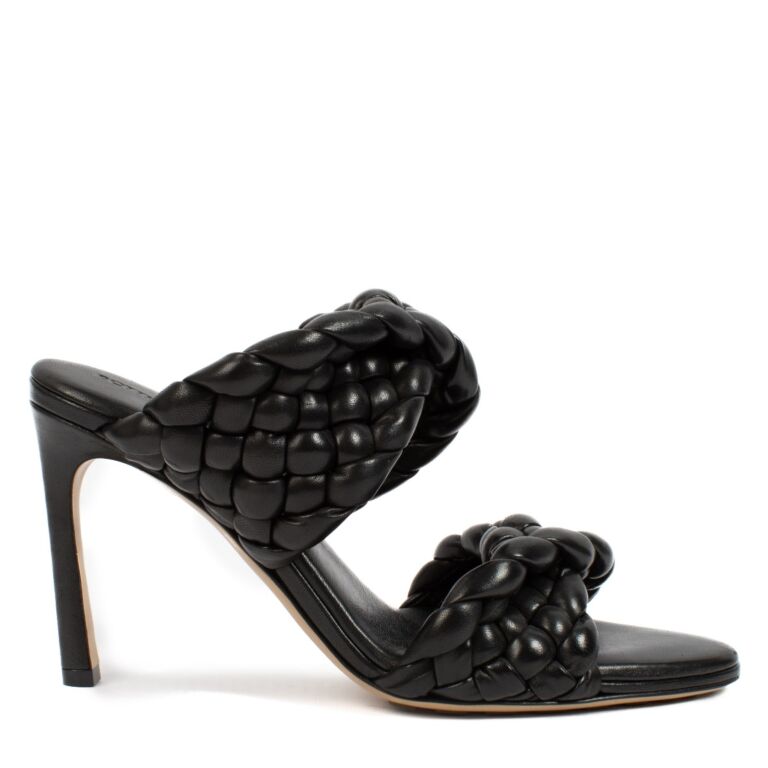 Bottega Veneta Black Leather Curve Sandals - Size 37 1/2 Bottega Veneta Black Leather Curve Sandals - Size 37 1/2