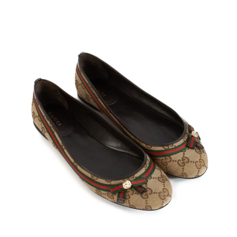 Gucci monogram flats hotsell