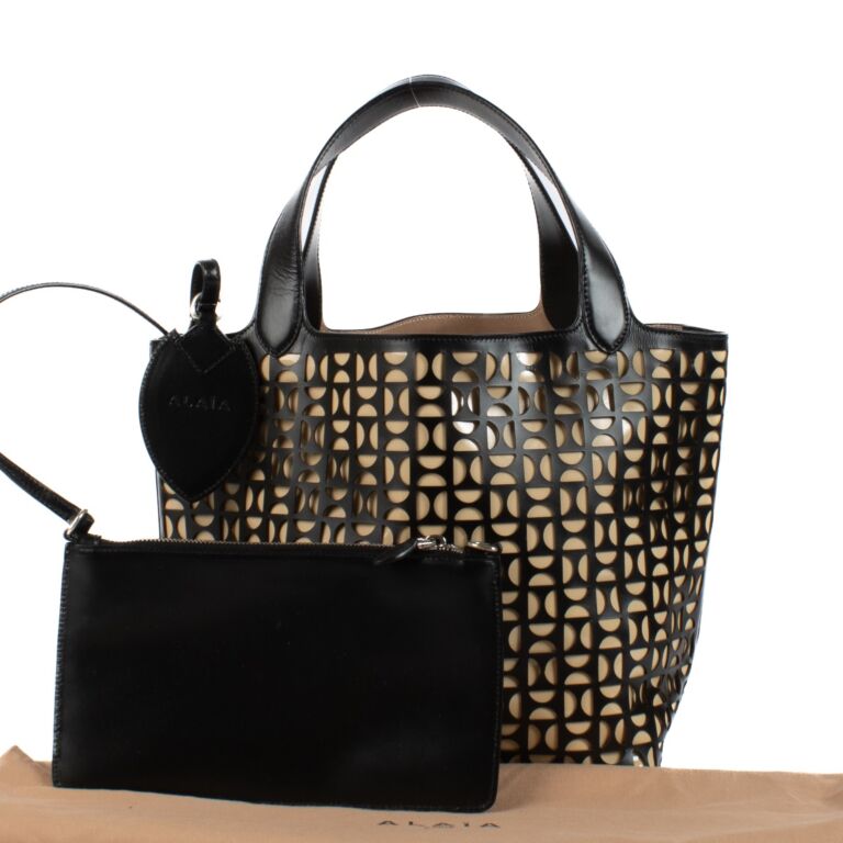 k*n様 新品未使用　ALAÏA　CANVAS TOTEBAG Alaïa Knitted tote ALAÏA