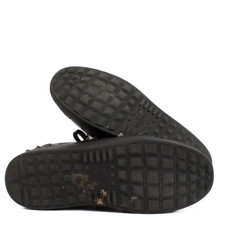 Valentino Garavani Black Leather Rockstud Untitled Sneakers