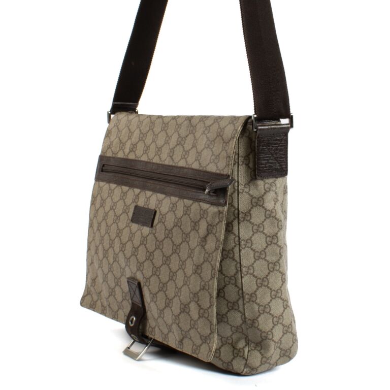 Gucci GG Supreme Messenger Crossbody Bag Labellov Buy and Sell Authentic Luxury