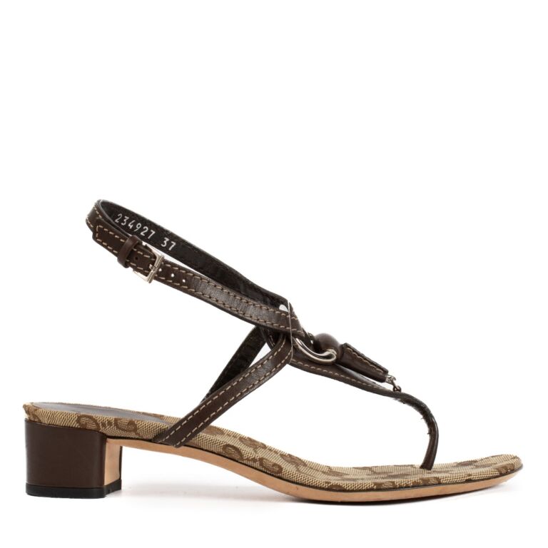 Gucci sandals sizing store