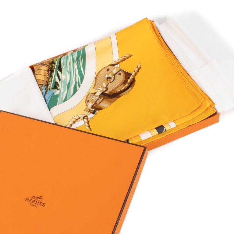 Hermès Belles Amures Silk Scarf ○ Labellov ○ Buy and Sell