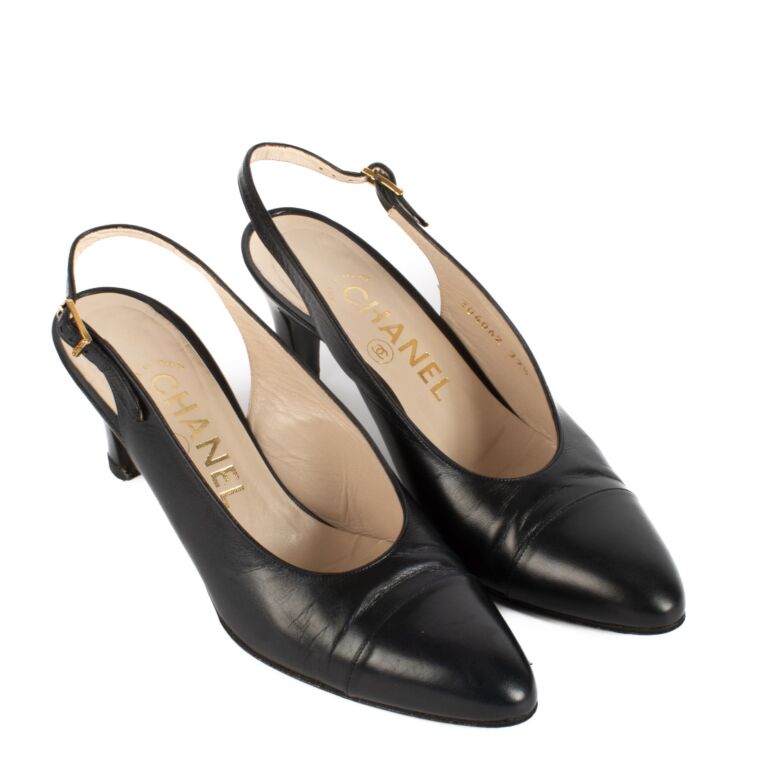 Chanel Navy Blue Slingback Pumps size 37 5 Labellov Buy and Sell Authentic Luxury