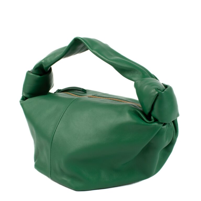 ショルダーバッグ BOTTEGA VENETA Men Shoulder bag Green 755925V4G31 3009 BOTTEGA VENETA Intrecciato Leather Messenger Bag for Men