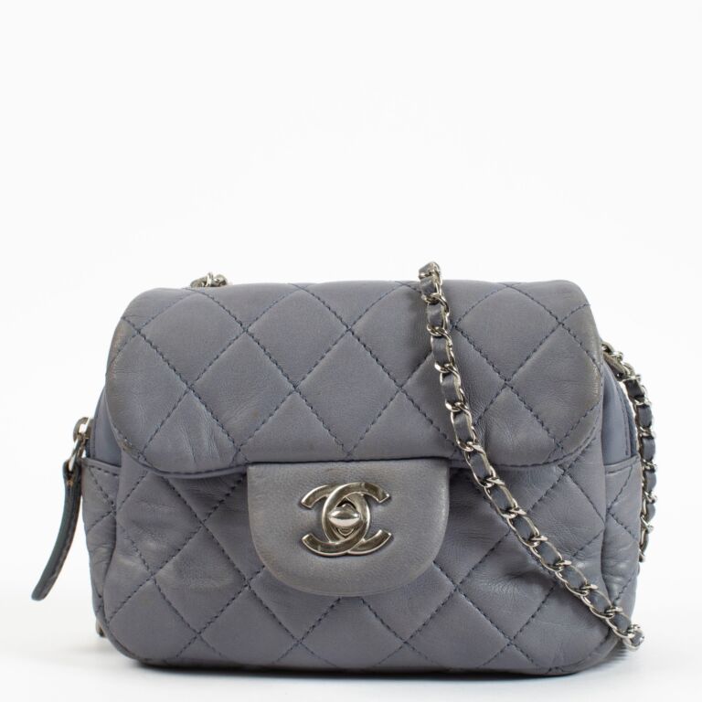 Chanel ○ Labellov ○ Buy and Sell Authentic Luxury