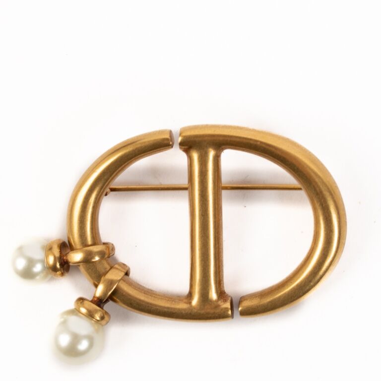 Dior Gold CD Navy Brooch ○ Labellov ○ Buy and Sell