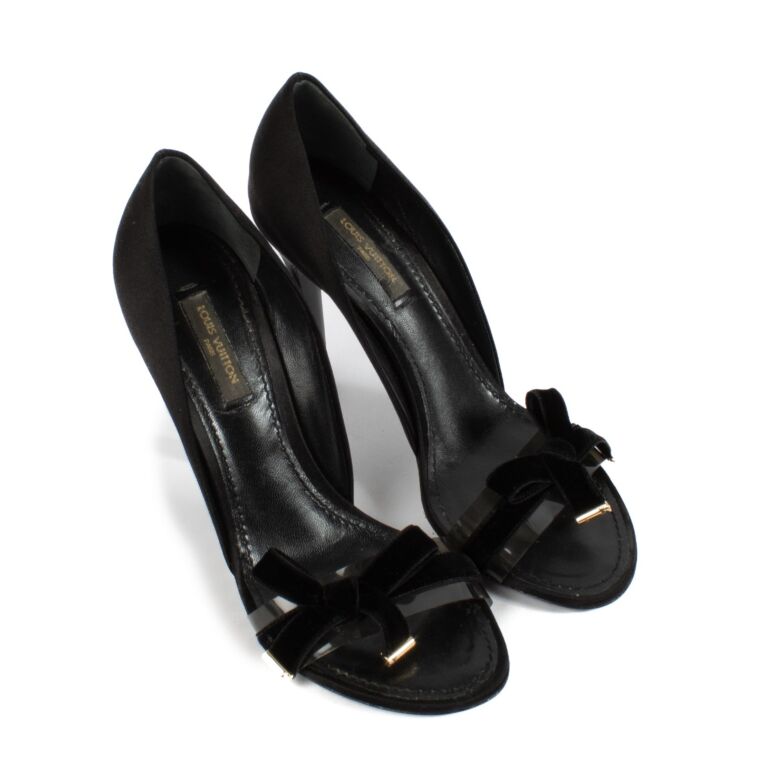 注目のブランド Louis Vuitton Black Satin/PVC Bow D' Orsay Pumps - Size 36 靴
