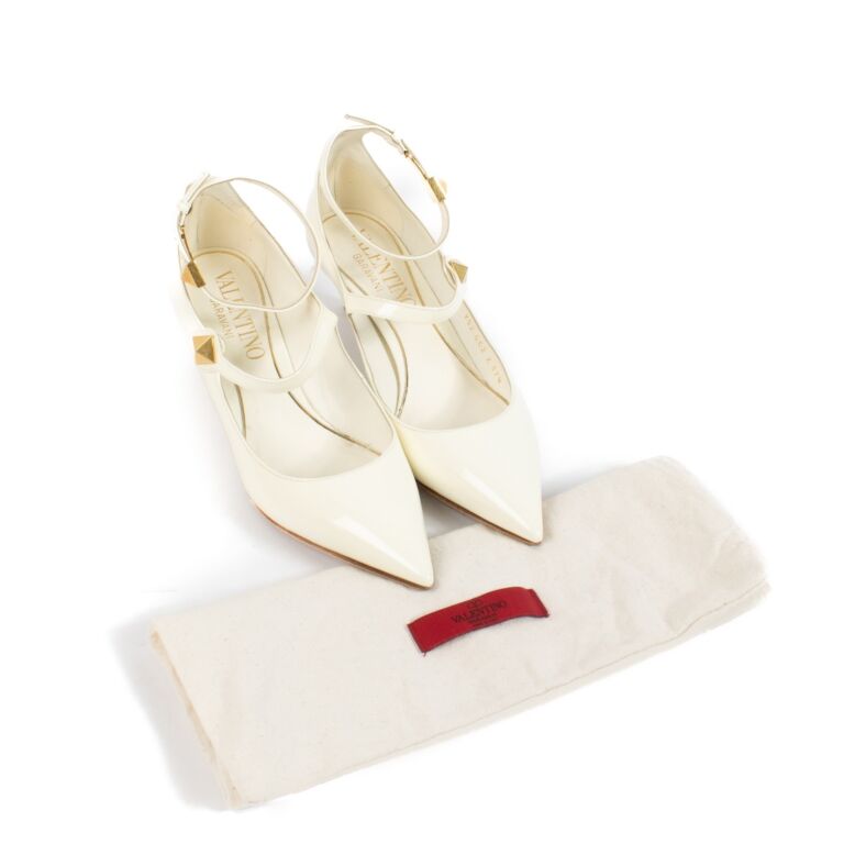 Valentino Garavani White Patent Leather Pumps - Size 37,5