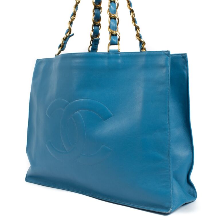 Chanel Blue Leather CC Vintage Tote Bag ○ Labellov ○ Buy