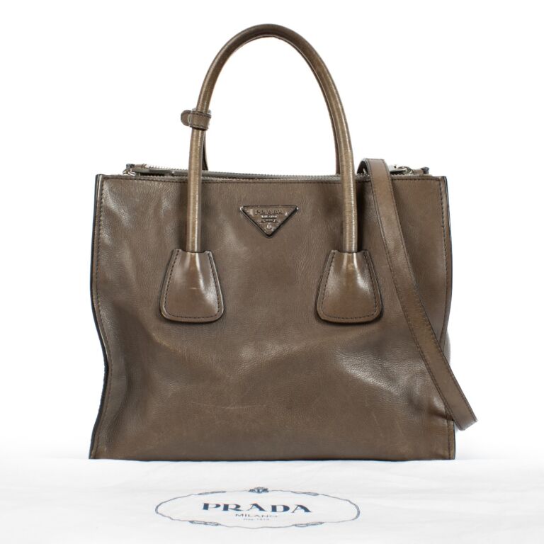 PRADA 2wayバックGLACE CALF ブラウン Prada Glace Calf Twin Pocket Handbag ○ Labellov ○ Buy and