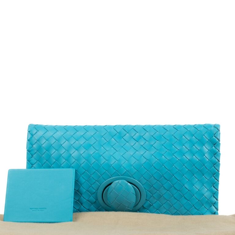 Bottega Veneta Blue Turnlock Fold-Over Clutch ○ Labellov