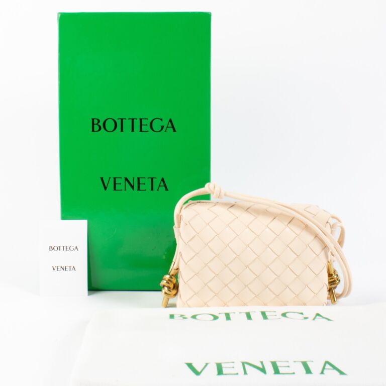 Bottega Veneta Macaroon Mini Loop Metal Knots ○ Labellov