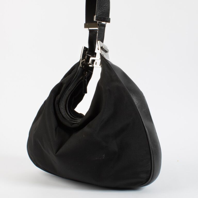 Gucci Vintage Black Nylon Attache Bag ○ Labellov ○ Buy and