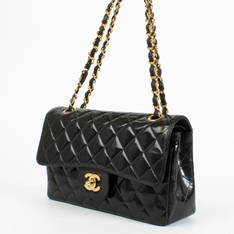 Chanel Black Classic Flap Bag Patent Leather ○ Labellov ○ Buy
