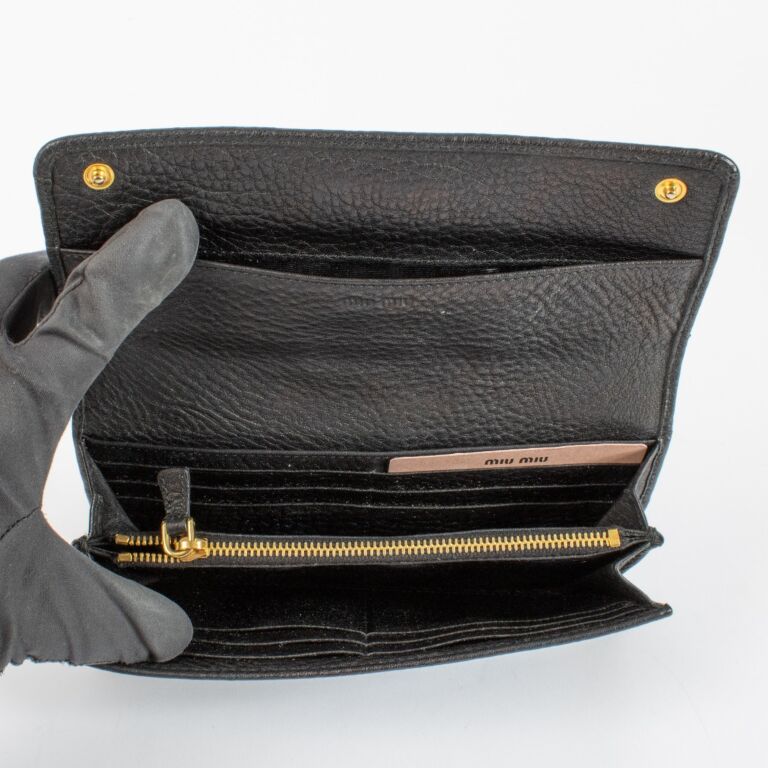 小物 Archive miu miu leather wallet black Miu Miu Black Wallet ○ Labellov ○ Buy and Sell Authentic