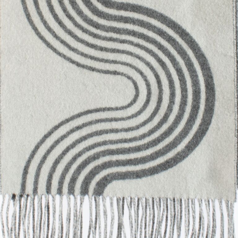 Hermès Gris Flanelle Casaque Vague Cashmere Scarf ○ Labellov