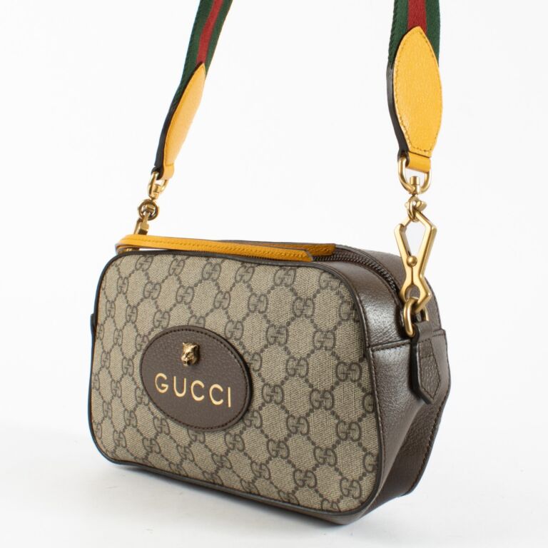 Gucci GG Supreme Neo Vintage Crossbody Bag ○ Labellov ○ Buy and
