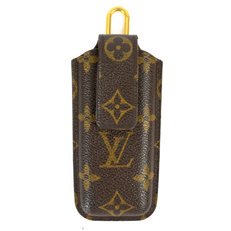 Louis Vuitton Monogram Phone Pouch ○ Labellov ○ Buy and Sell