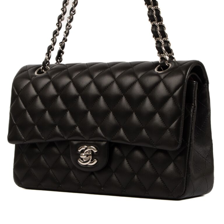 Chanel bag shop online 2025