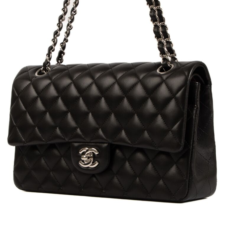 CHANEL Diamond Sheepskin Leather Classic Flap Jumbo Chain Shoulder