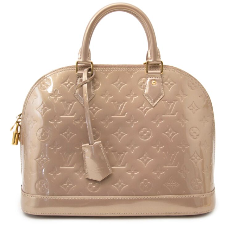 Louis Vuitton Vernis Taupe Glace Monogram Alma ○ Labellov ○ Buy