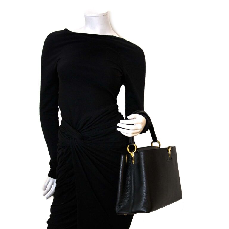 Louis Vuitton Black Taurillon Capucines PM Shoulder Bag PM at