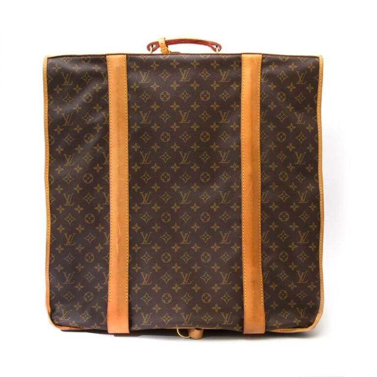 Louis Vuitton - clothing & accessories - by owner - apparel sale