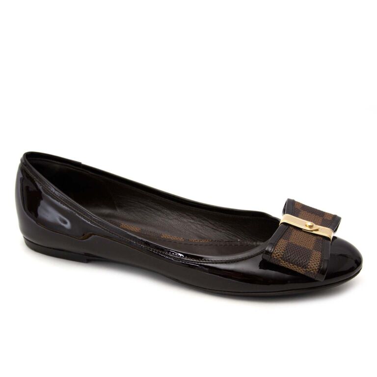 Louis Vuitton Black Patent Leather Logo Ballet Flats Size 37 Louis