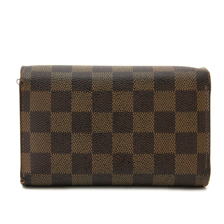 Louis Vuitton Sarah Wallet Damier ○ Labellov ○ Buy and Sell Authentic Luxury