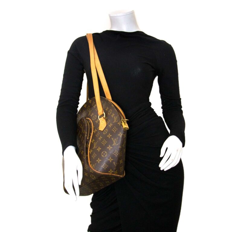 Louis Vuitton Monogram Ellipse Shoulder Bag ○ Labellov