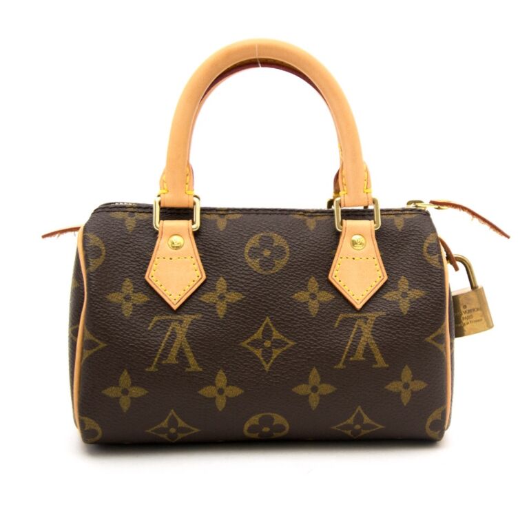 louis-vuitton nano speedy 2022 - Organic Olivia