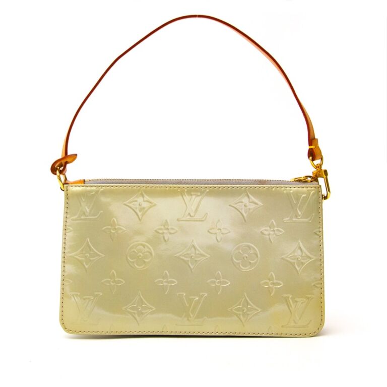 Louis Vuitton Lexington Pochette Monogram Vernis ○ Labellov ○ Buy and Sell  Authentic Luxury