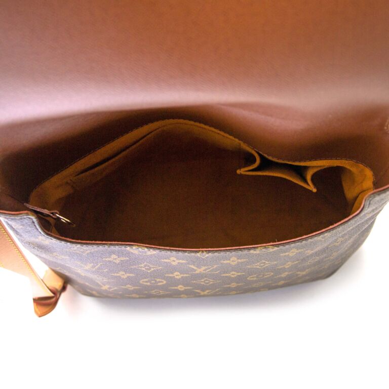 Louis Vuitton Musette Monogram Shoulder Bag ○ Labellov ○ Buy and