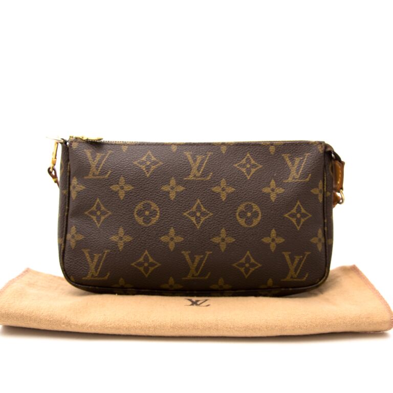 LV Pochette Accessoires NM (Dust Bag)