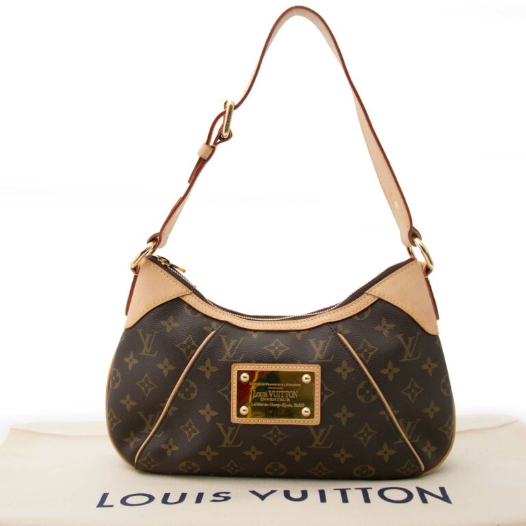 Louis Vuitton Thames PM Monogram ○ Labellov ○ Buy and Sell Authentic Luxury