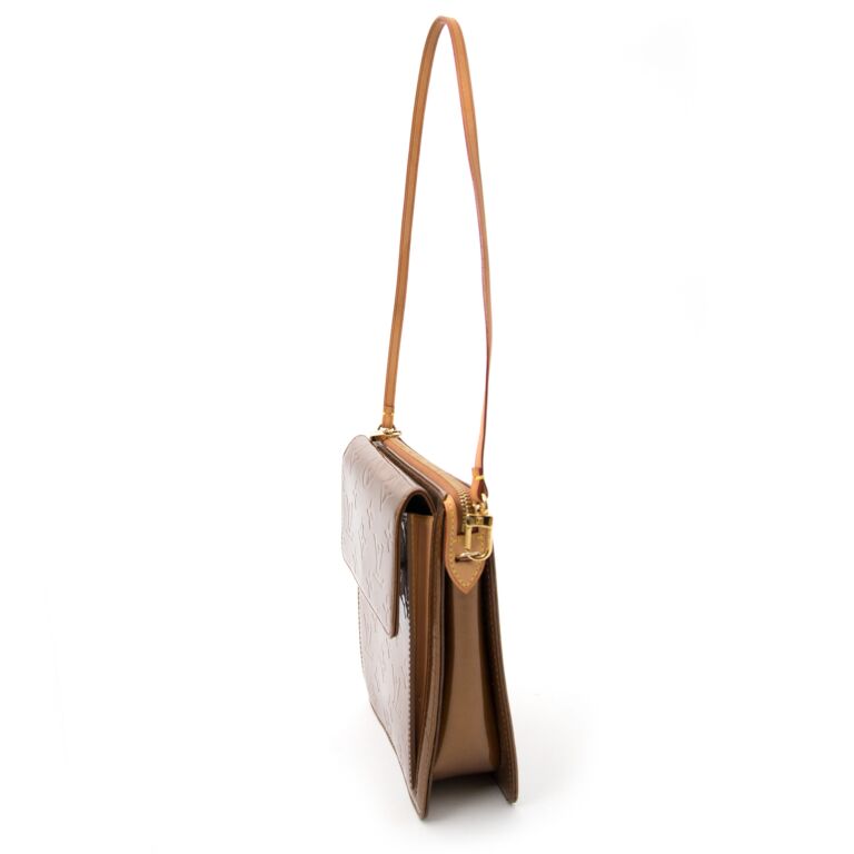 Sold at Auction: Louis Vuitton, Louis Vuitton Bronze Vernis Mott Shoulder  Bag