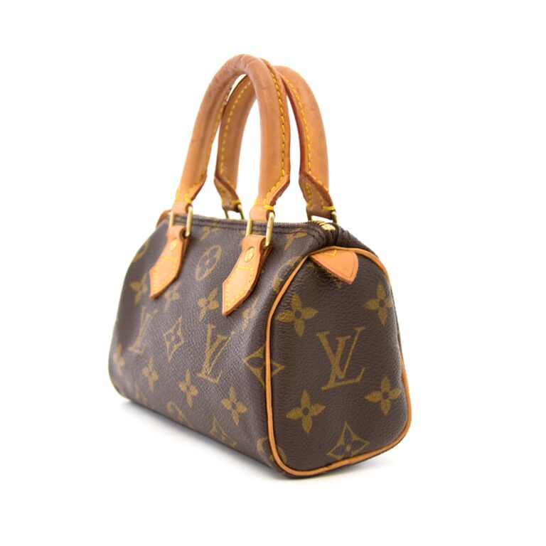 Louis Vuitton Monogram Vintage Nano Speedy With Lock and Key - ADL1883 –  LuxuryPromise