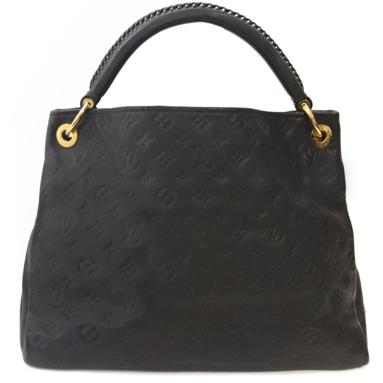 Artsy louis vuitton best sale black