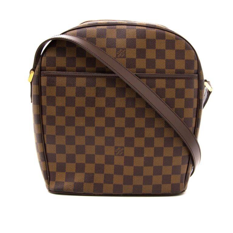 Louis vuitton ipanema gm store