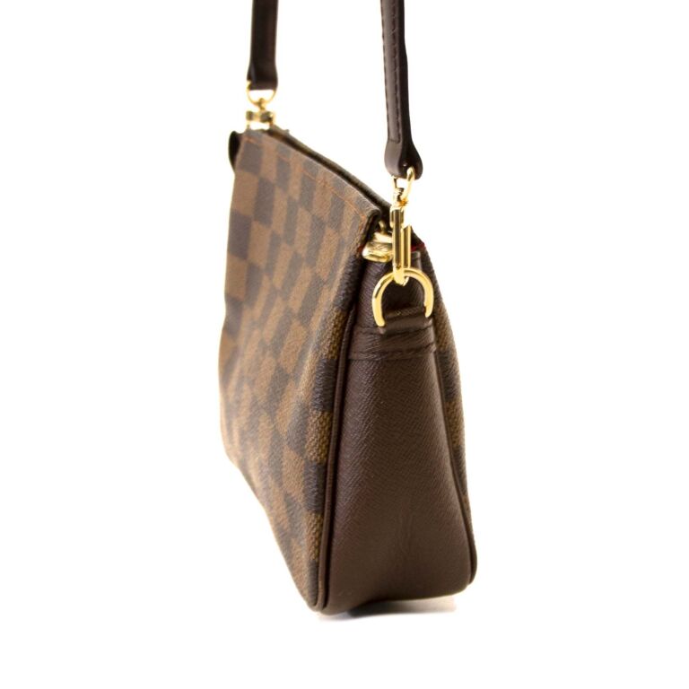 Damier ebene trousse pochette 2025