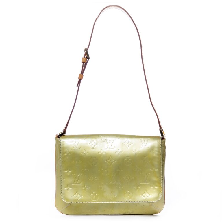 LOUIS VUITTON Vernis Thompson Street Shoulder Bag Yellow From Japan E-46 