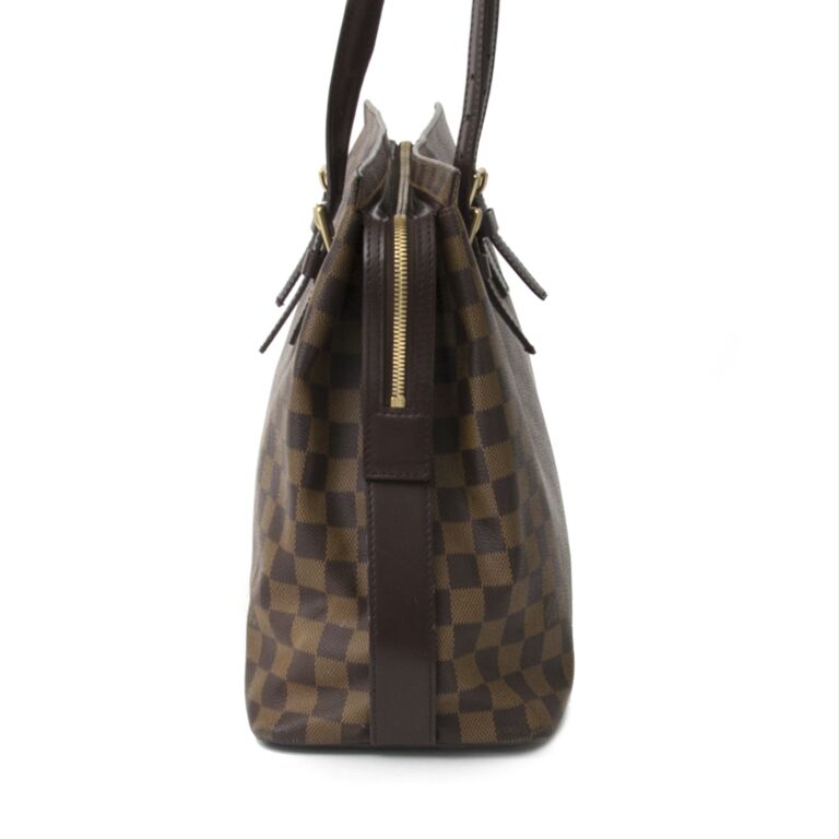 Louis Vuitton, A Damier Ebene 'Chelsea' Bag. - Bukowskis